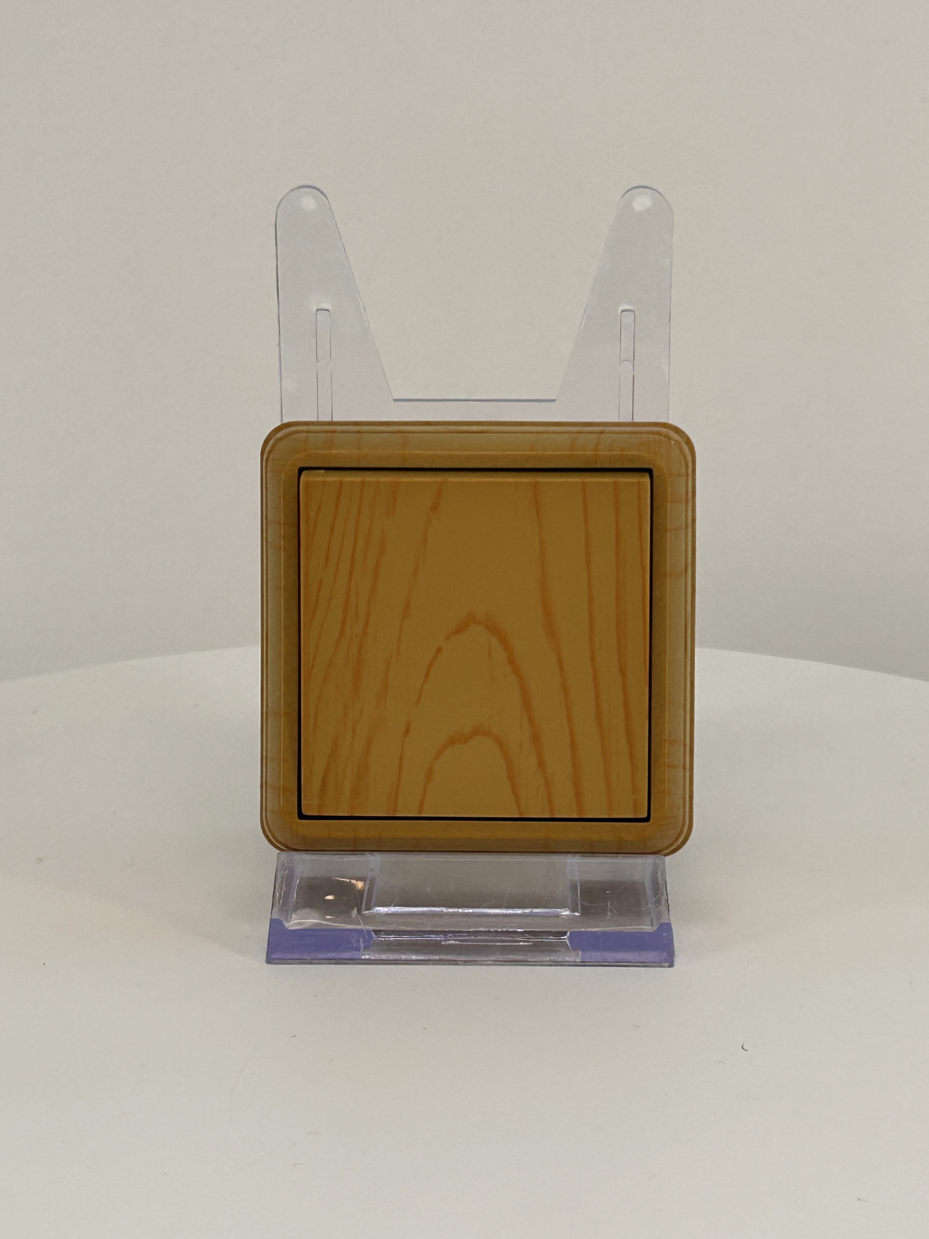 Lichtschalter Aufputz IP20 mit Eiche Holz Optik - BRON Lichtschalter Aufputz IP20 mit Eiche Holz Optik - BRON