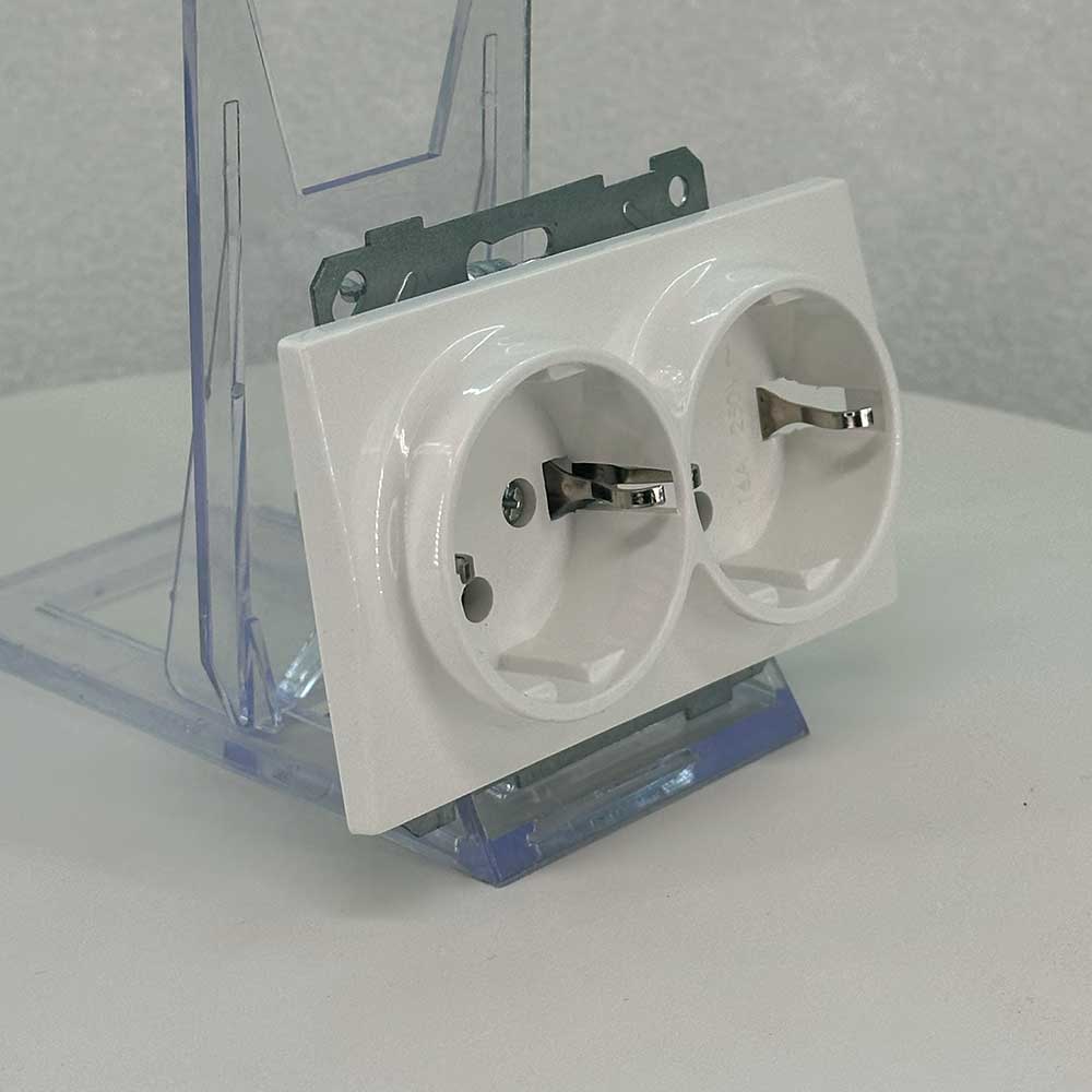 Unterputz-Doppelsteckdose 16A 230V – Weiß – 2-fach Schutzkontakt-Steckdose
